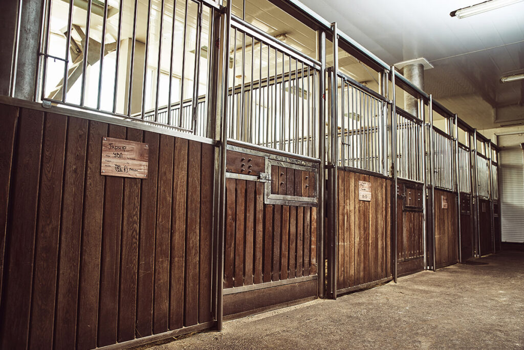 Equestrian Stable 10 Equestrian Stable Services 1